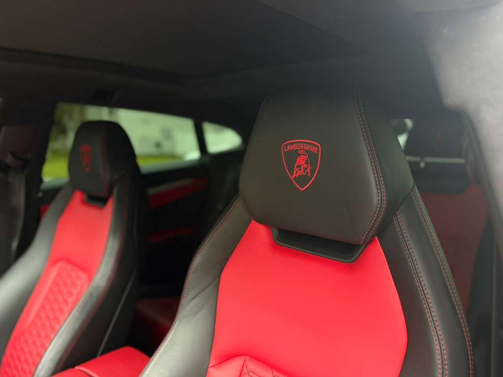 2022 Lamborghini Urus rental San Antonio